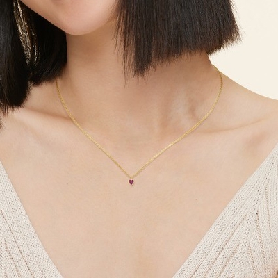 Klasik 925 Sterling Gümüş Kalp Şekilli Zümrüt Bezel Kolye