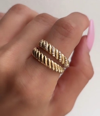 El yapımı Twist Klasik 925 Sterling Gümüş Kadın Yüzüğü 18K altınla kaplanmış mücevherler