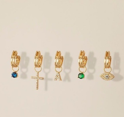Logo 925 ve özelleştirilmiş Mini 18K Altın Başlangıç Cazibe 925 Sterling Gümüş Kişisel Kolye