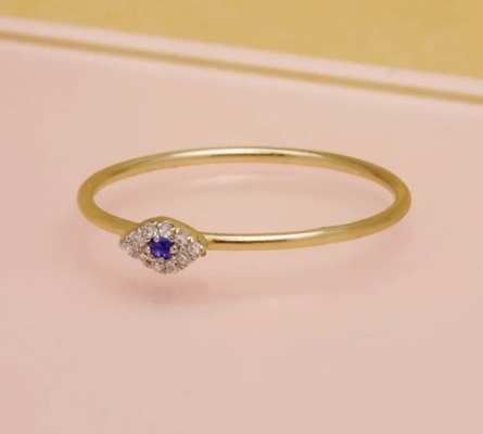 Klasik Tarzlı Mini Pave Yüzük 925 Sterling Gümüşlü Elmas Gözlü ve Mavi Sapfirli