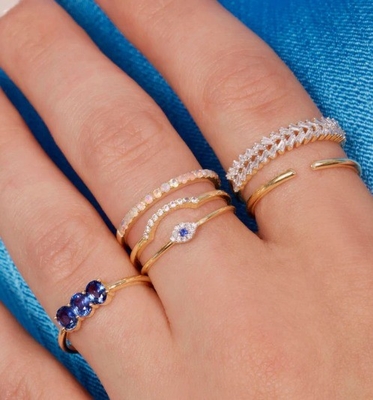 Klasik Tarzlı Mini Pave Yüzük 925 Sterling Gümüşlü Elmas Gözlü ve Mavi Sapfirli