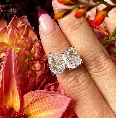 925 Sterling Gümüş İki Taş Nişan Yüzüğü Prong Setting ve Beyaz CZ Taşları