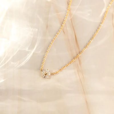 Kadın OEM / ODM 925 Sterling Gümüş Kolye Ana Taşsız