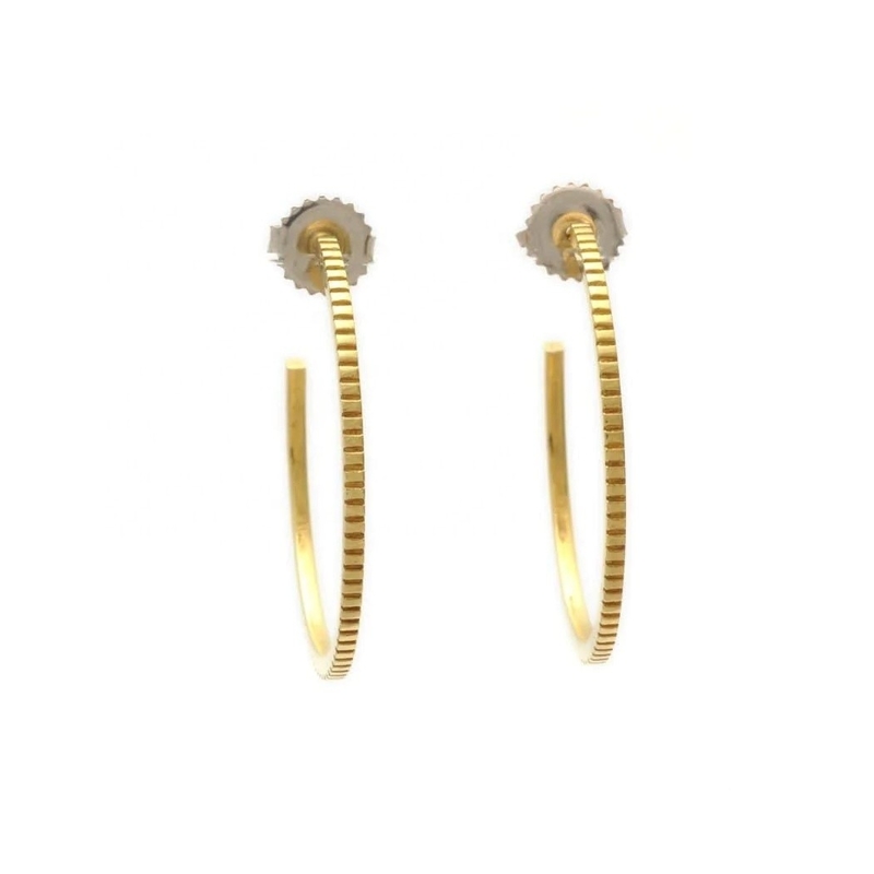 Çağdaş 925 Sterling Gümüş 18K Altın Halkası Kulaklıkları Müşteri Logosu 30*30mm
