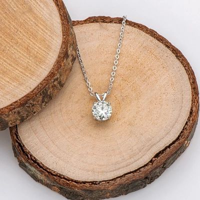 Kızlar için 925 Sterling Gümüş Kolye 18K Sarı Altın Yuvarlak Kesim Solitaire Taş Hediye