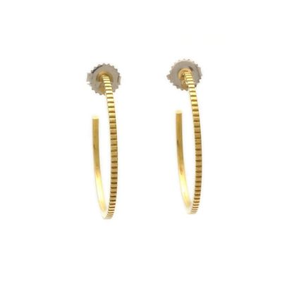 Çağdaş 925 Sterling Gümüş 18K Altın Halkası Kulaklıkları Müşteri Logosu 30*30mm