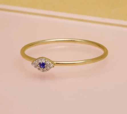 Klasik Tarzlı Mini Pave Yüzük 925 Sterling Gümüşlü Elmas Gözlü ve Mavi Sapfirli