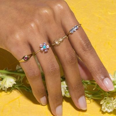 Moda Altın 925 Sterling Gümüş Daisy CZ Yüzük Kadın Elegansı Aksesuar