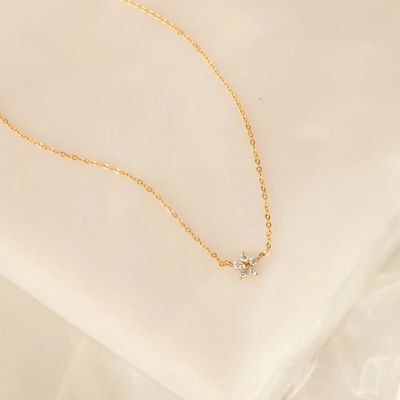 Kadın OEM / ODM 925 Sterling Gümüş Kolye Ana Taşsız
